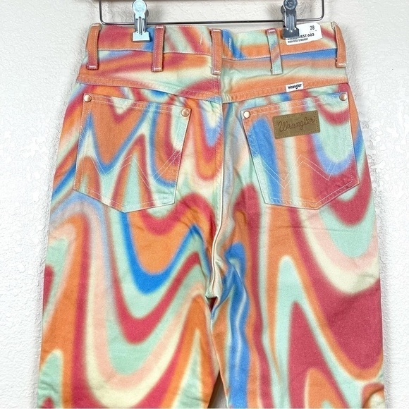 NWT Wrangler Wild West 603 High Rise Straight Rainbow Wave Jeans Sz 28X28 Women - Picture 7 of 15